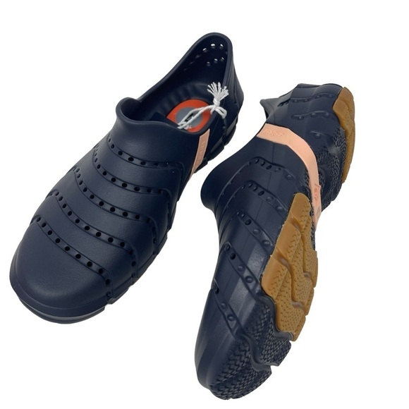 Sperry Top Sider Water Strider Women’s Size 7 water shoes Navy NWT - Picture 1 of 8